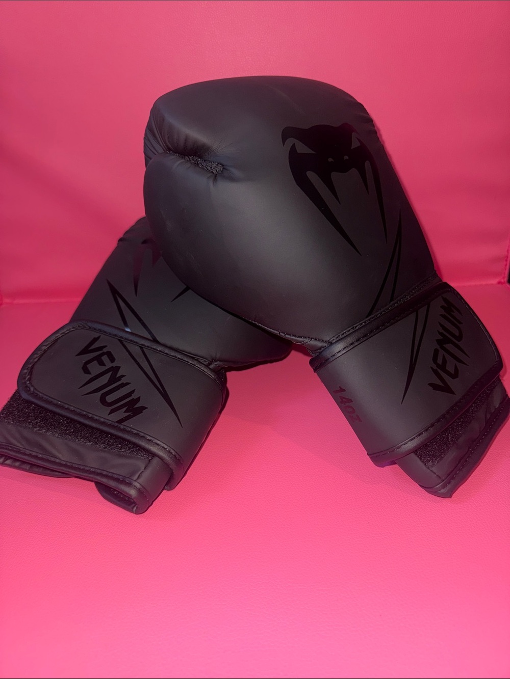 Venum Boxing Gloves 14 oz - Matte Black / Black